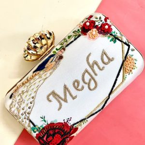 Embroidery print name clutch