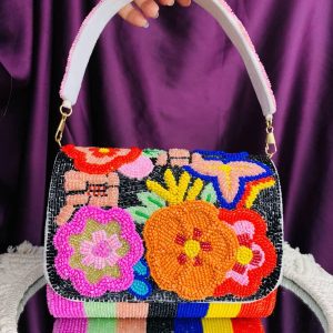 Flower bead Handpurse
