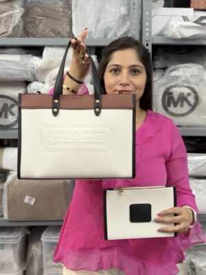C handbag with pouch 0049 with box