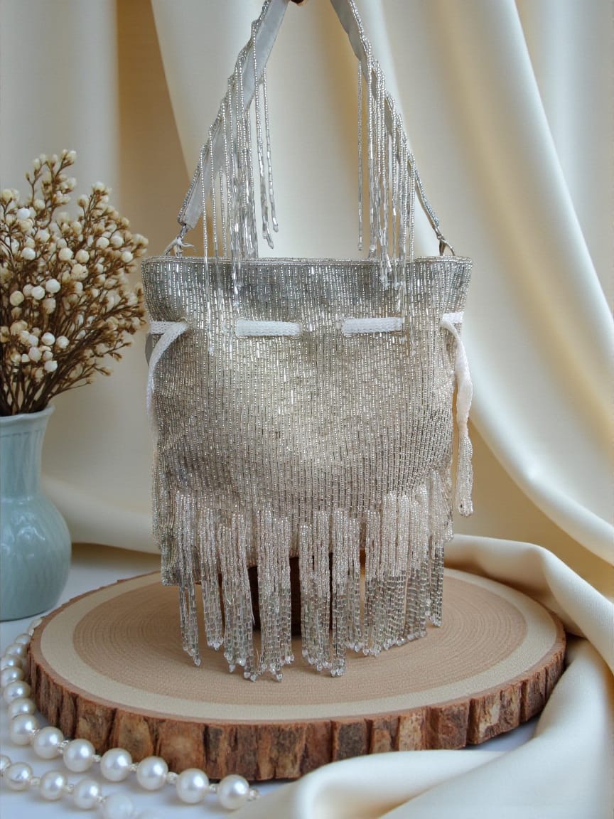 192eec9e-0896-4790-8186-f593906d0a8f