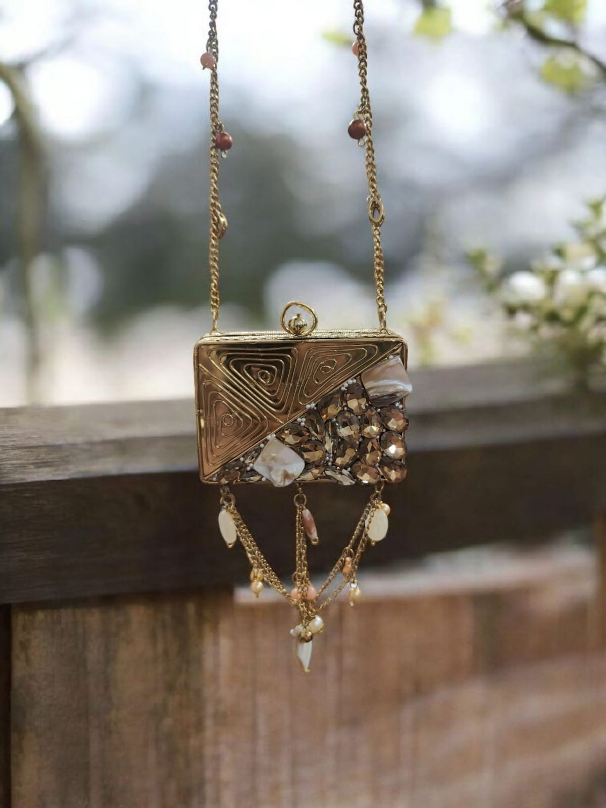 1c8230d0-024f-4005-a977-8a6b8d65a3d0