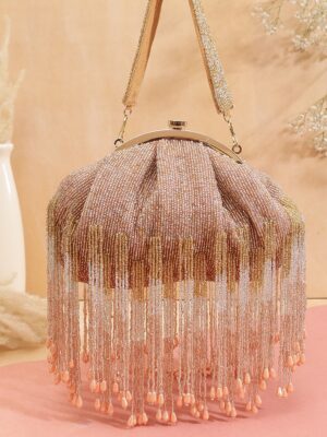 Half frame breaded clutch pink