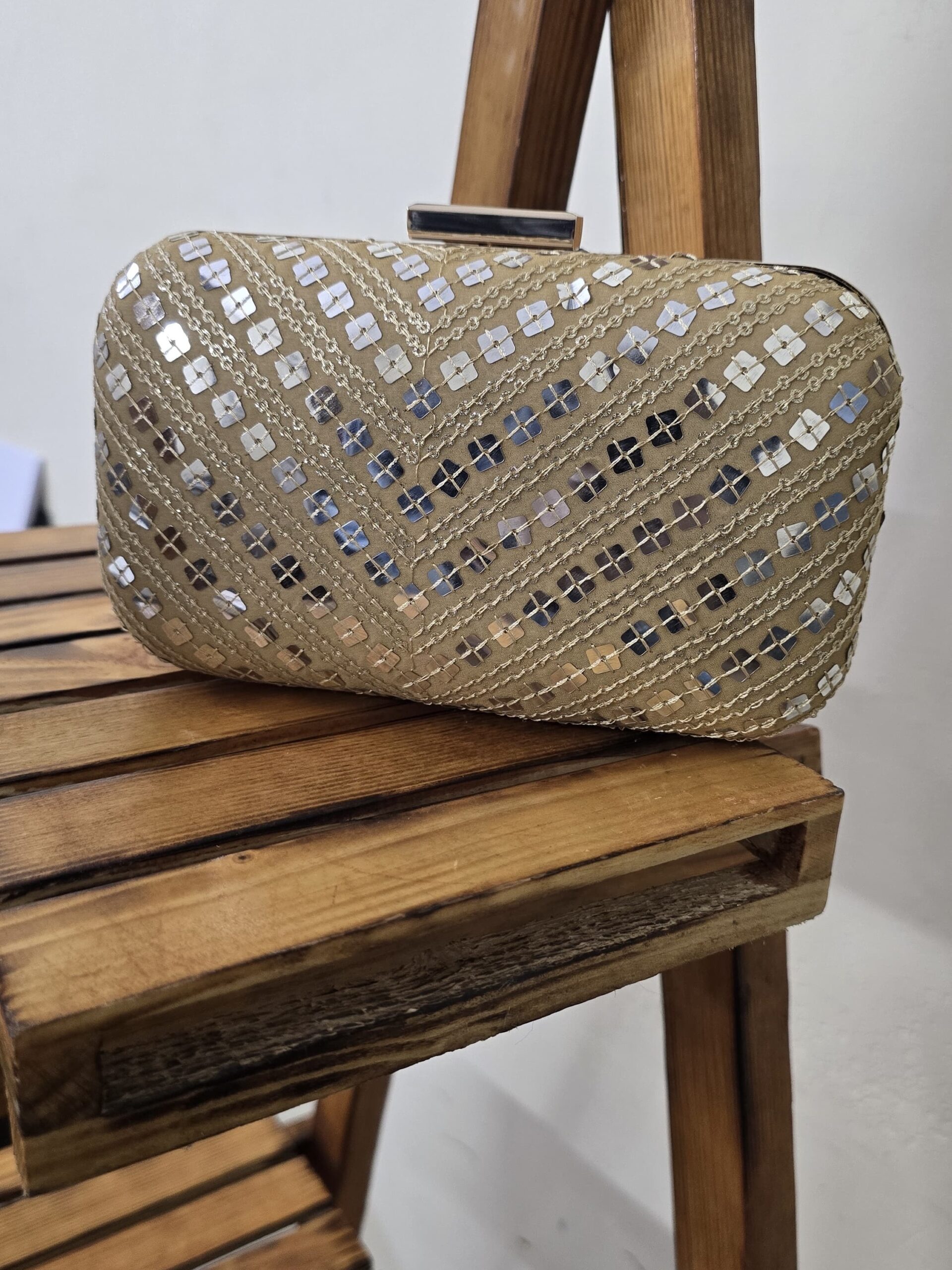 a5da0545-7573-46b7-a7a8-86d3e555a0e0