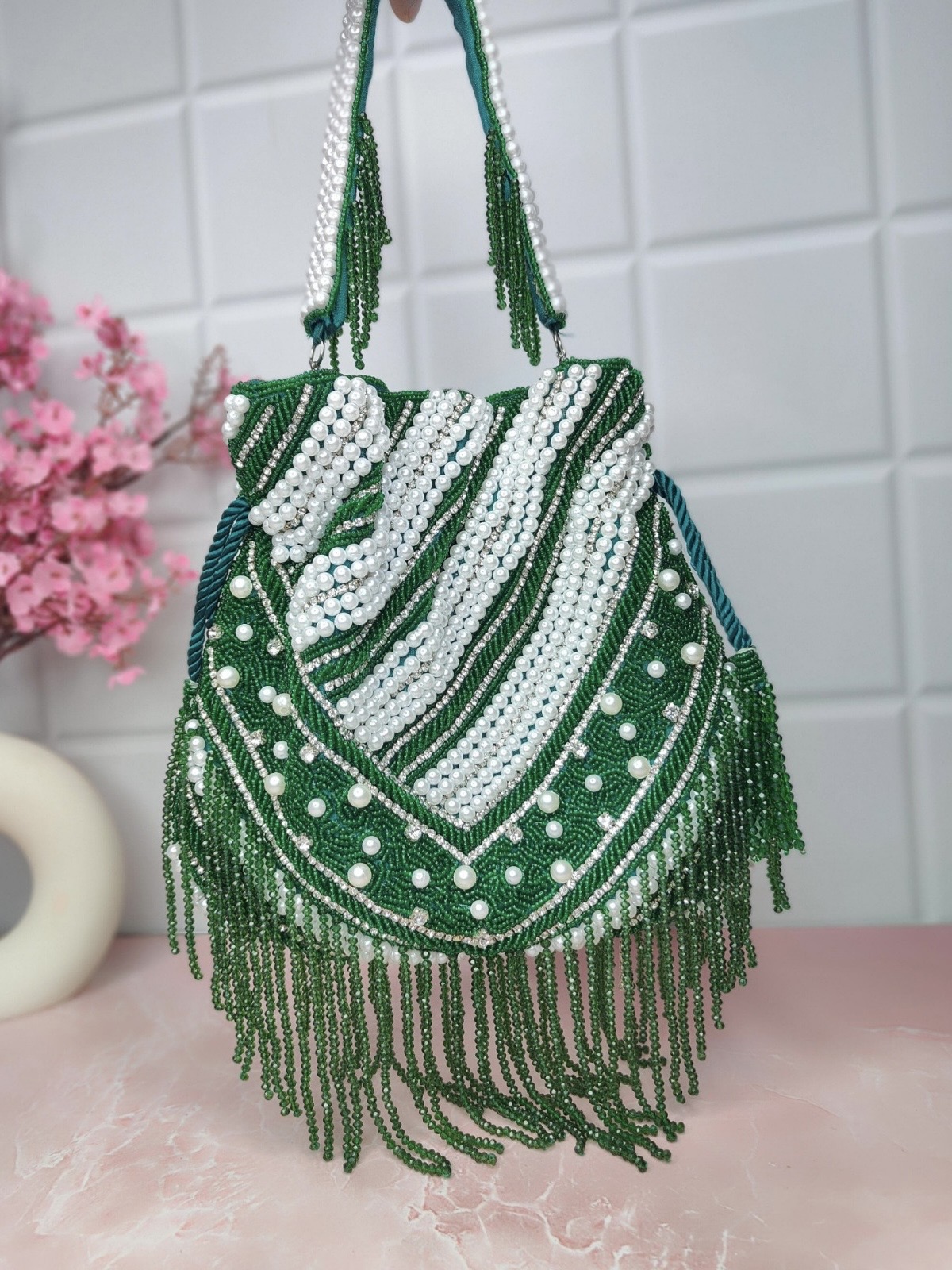 c471e859-989c-4e54-84e5-72c438d59f28