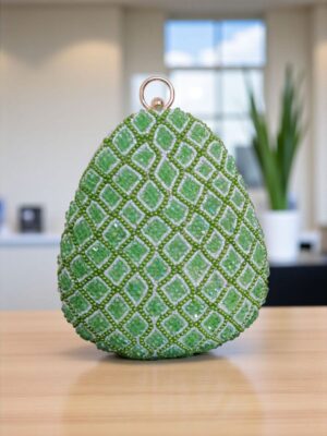 Almond shape clutch design -8